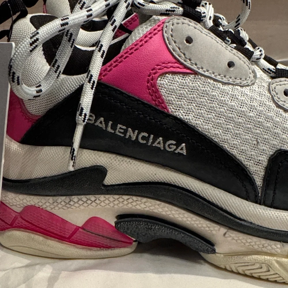 Balenciaga Women's Sneakers - Pink, Black, and White NEW - Picture 9 of 13